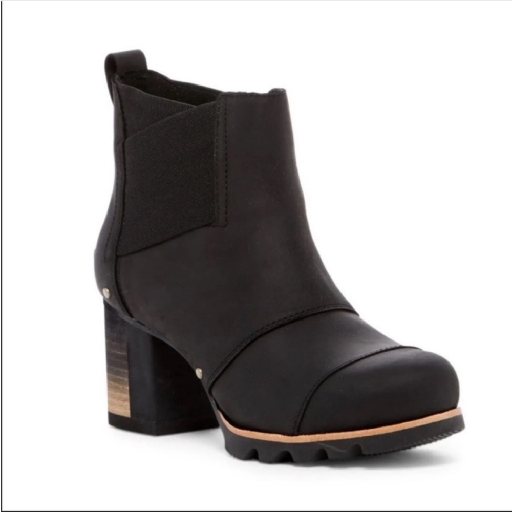Women’s Sorel Addington Chelsea Boots Black Size 8
